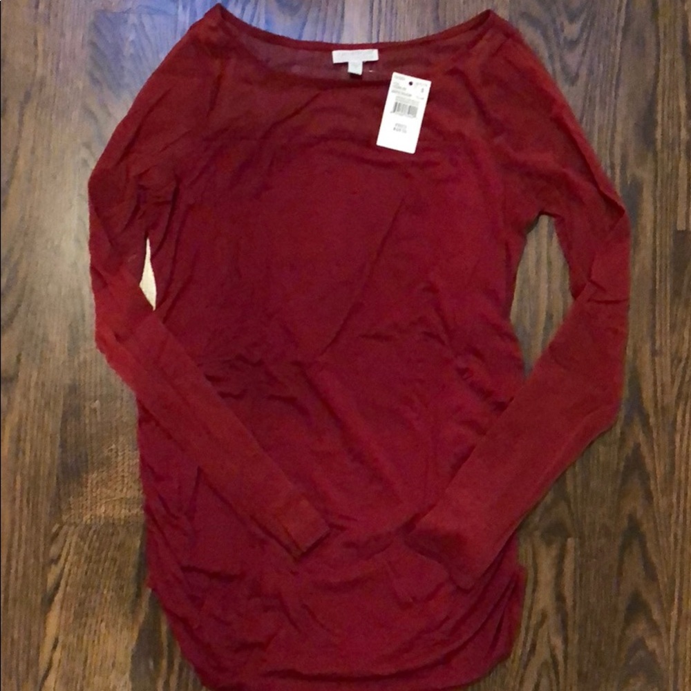 Holiday haute maternity top